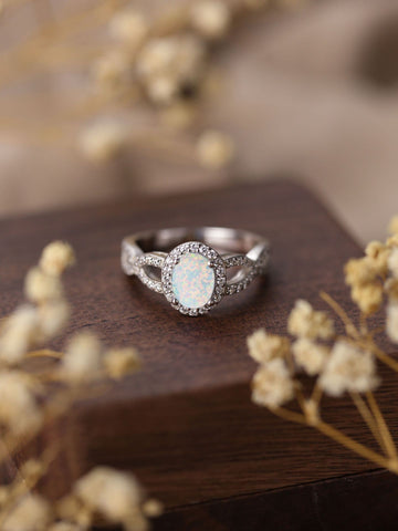 S925 Silver Egg-shaped Opal Ring